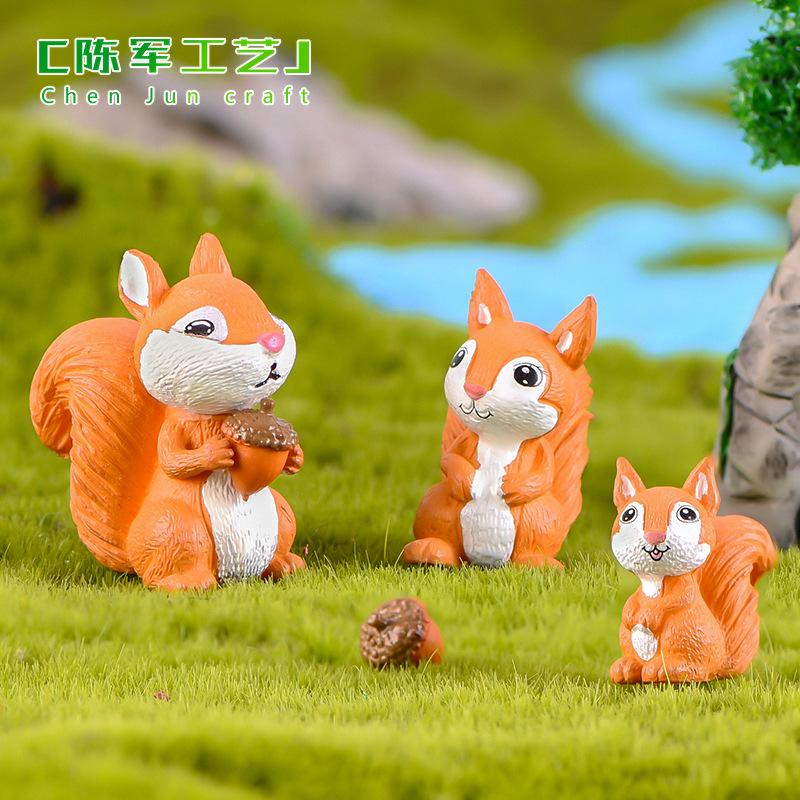 Phụ Kiện Tiểu Cảnh Tiểu cảnh sóc nhỏ, phụ kiện trang trí cây cảnh và móc khóa (ZC-395)