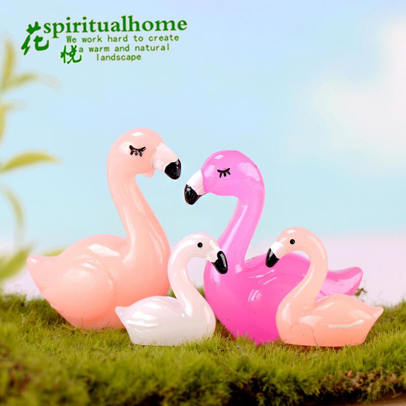 Phụ Kiện Tiểu Cảnh Móc khóa hồng hạc màu sắc trang trí bánh và chìa khóa (ZC-940)