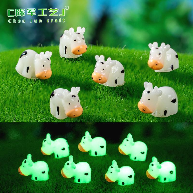 Phụ Kiện Tiểu Cảnh Tiểu cảnh bê phát sáng DIY, phụ kiện tiểu cảnh mini bàn farm micro landscape cute (ZC-1158)