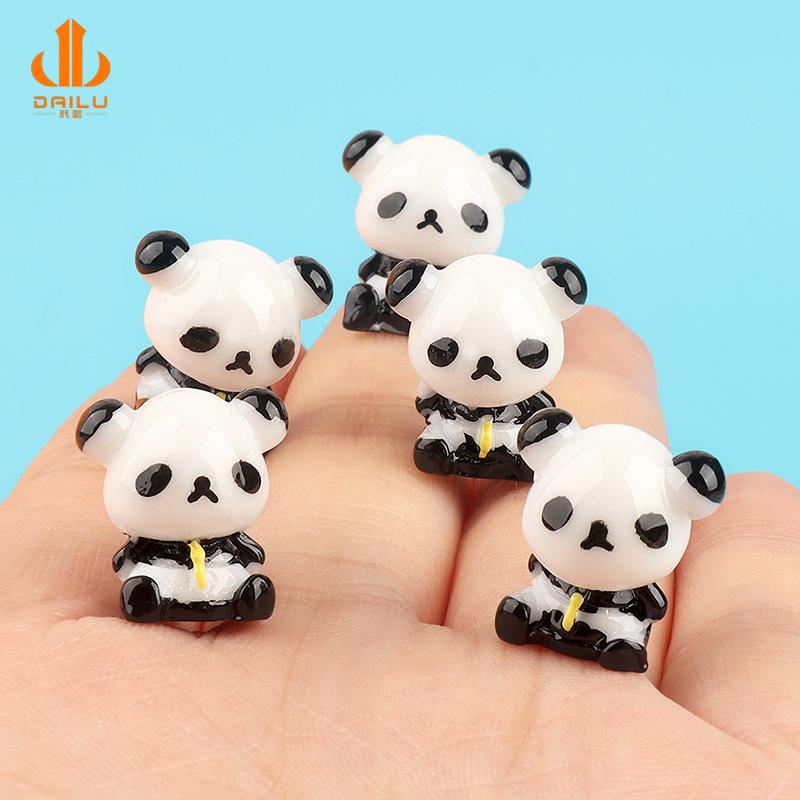 Charm LaBuBu 微景观立体小熊猫摆件 diy树脂小熊猫拍照盆景小配件道具跨境