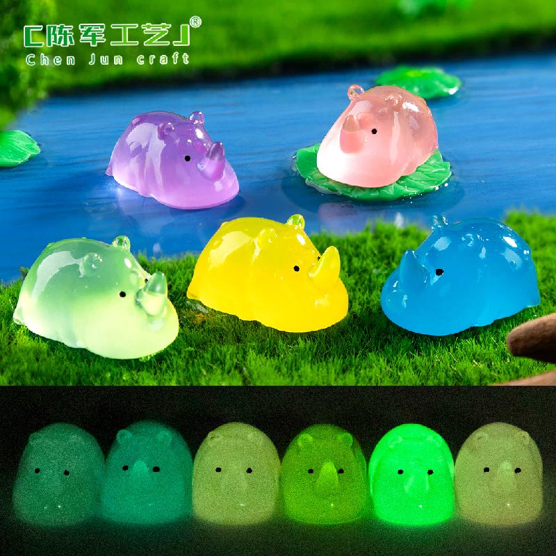 Phụ Kiện Tiểu Cảnh Tiểu cảnh tê giác phát sáng DIY, phụ kiện tiểu cảnh mini resin garden treo bàn đáng yêu cute (ZC-1451)