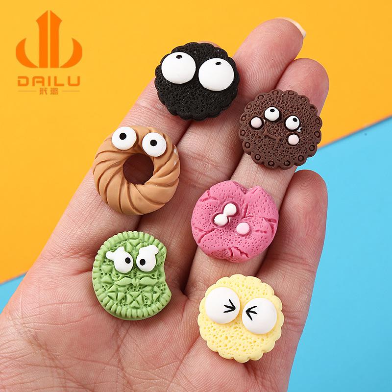 Charm LaBuBu Charm bánh quy DIY trang trí vỏ điện thoại (FF-217)