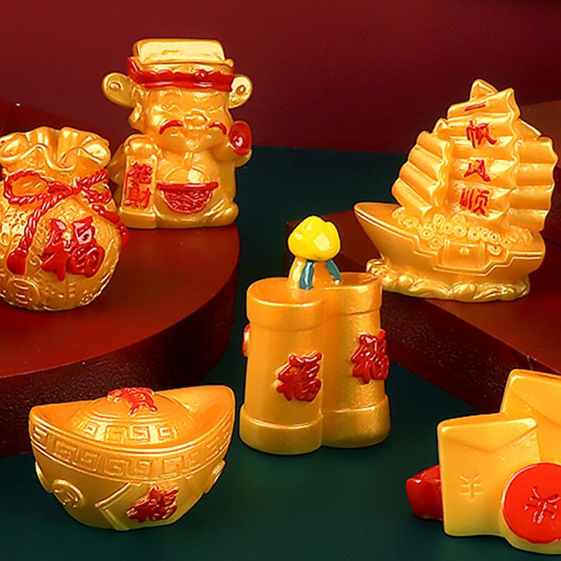 Charm LaBuBu 微景观新年饰品配件国潮公仔手办车载桌面小摆件布置树脂装饰用品