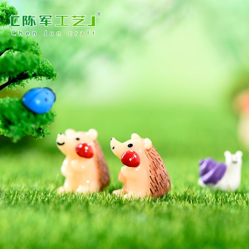 Phụ Kiện Tiểu Cảnh Tiểu cảnh nhím ôm nấm mini trang trí bình sinh thái (ZC-1125)