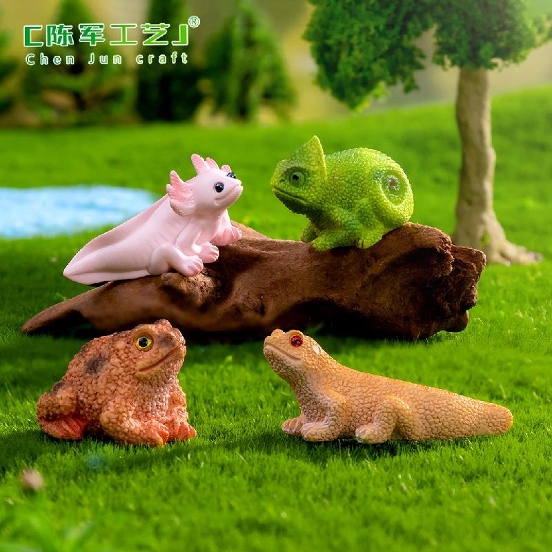 Phụ Kiện Tiểu Cảnh Tiểu cảnh tắc kè và rêu mini trang trí bình sinh thái (ZC-824)