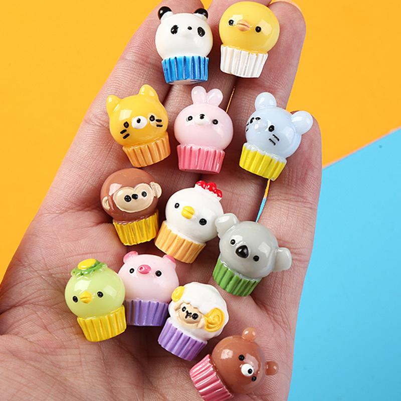 Charm LaBuBu 卡通食玩立体公仔配件手工diy奶油胶手机壳树脂钥匙扣摆挂件滴胶