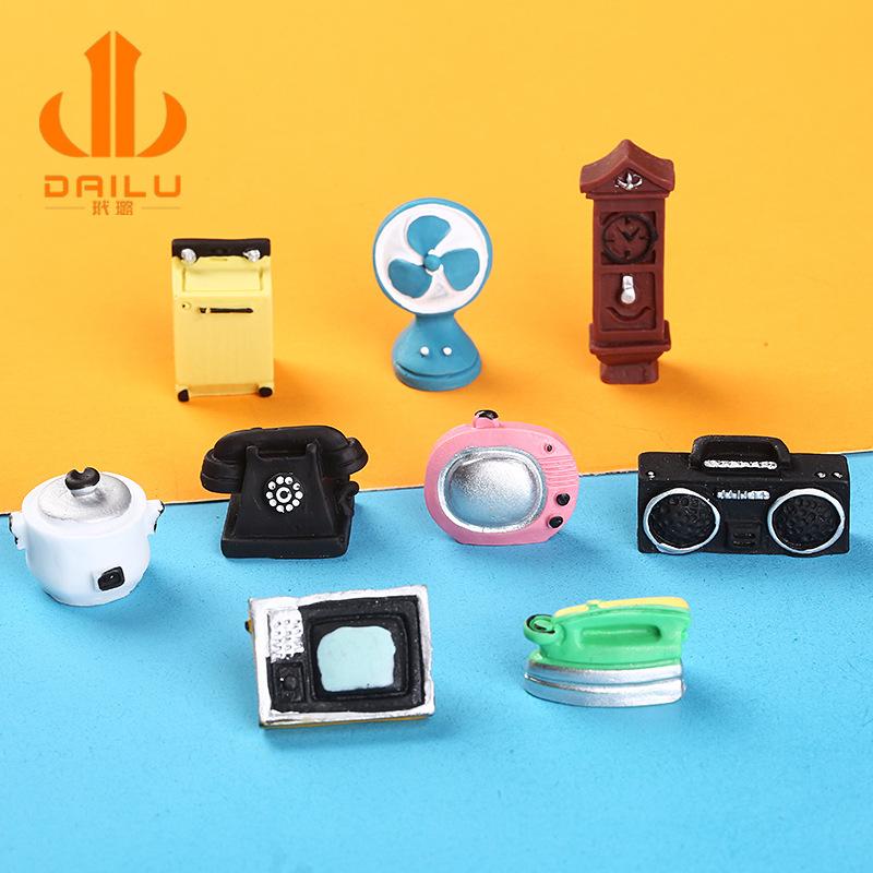 Charm LaBuBu Charm TV cổ điển DIY trang trí chìa khóa (FF-130)